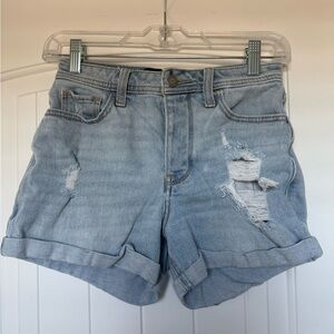 Hollister Shorts high rise mom short 3” size 0 / 24